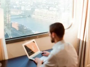 Hotel Novotel Centre Tour Eiffel 4*