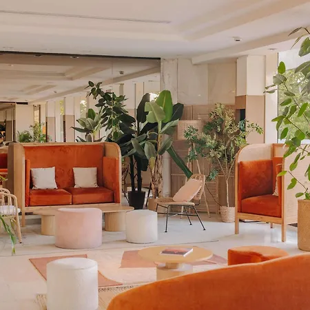 Novotel Centre Tour Eiffel 4* Parigi