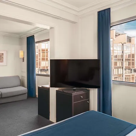 Hotel Novotel Centre Tour Eiffel Parigi