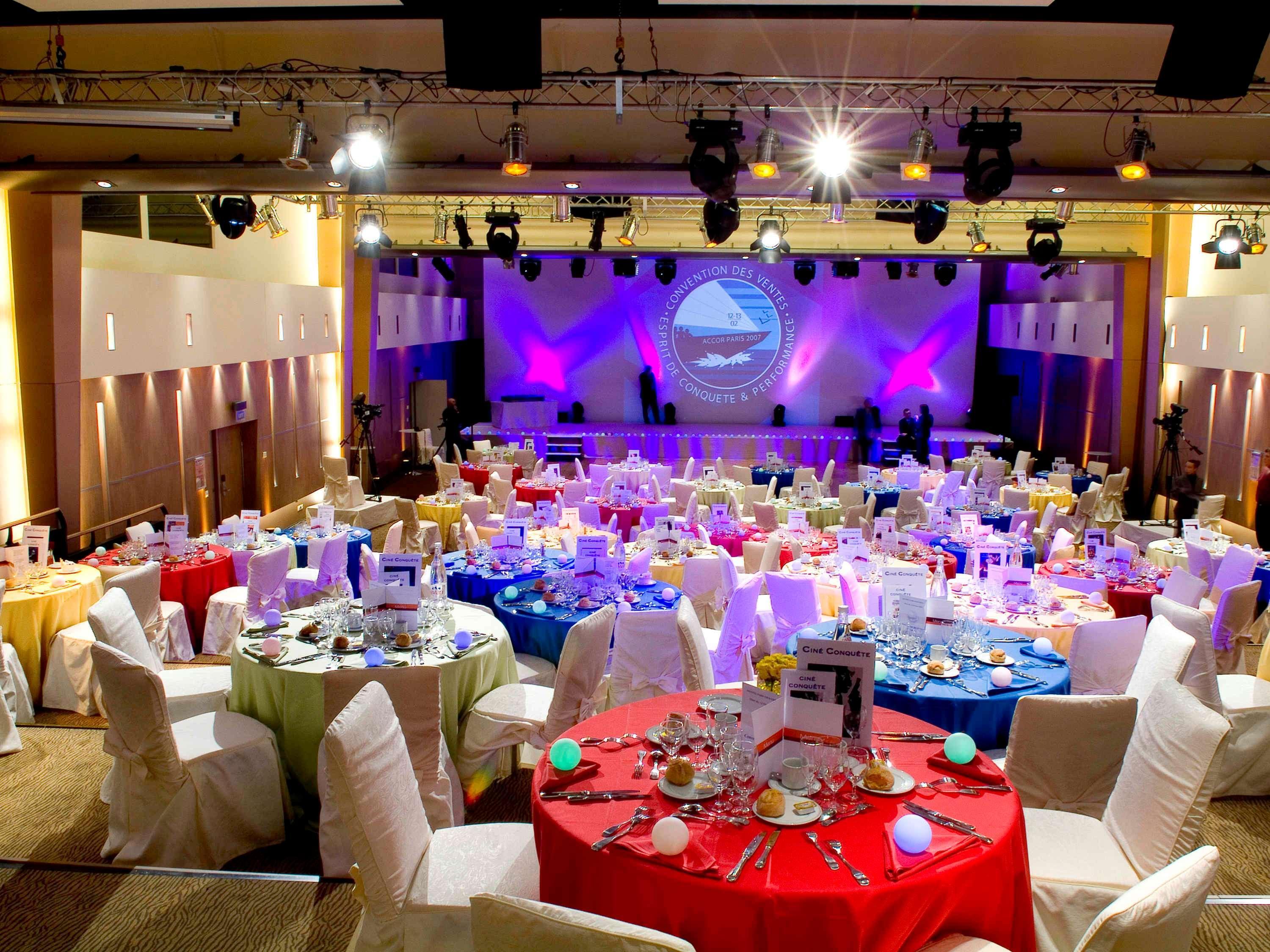 Novotel Centre Tour Eiffel 4*