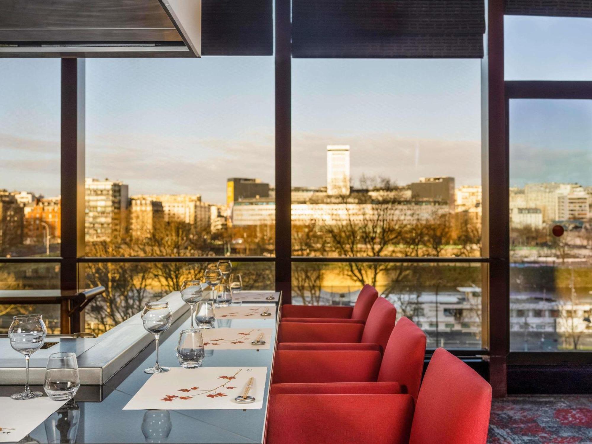 Novotel Centre Tour Eiffel 4* Paris