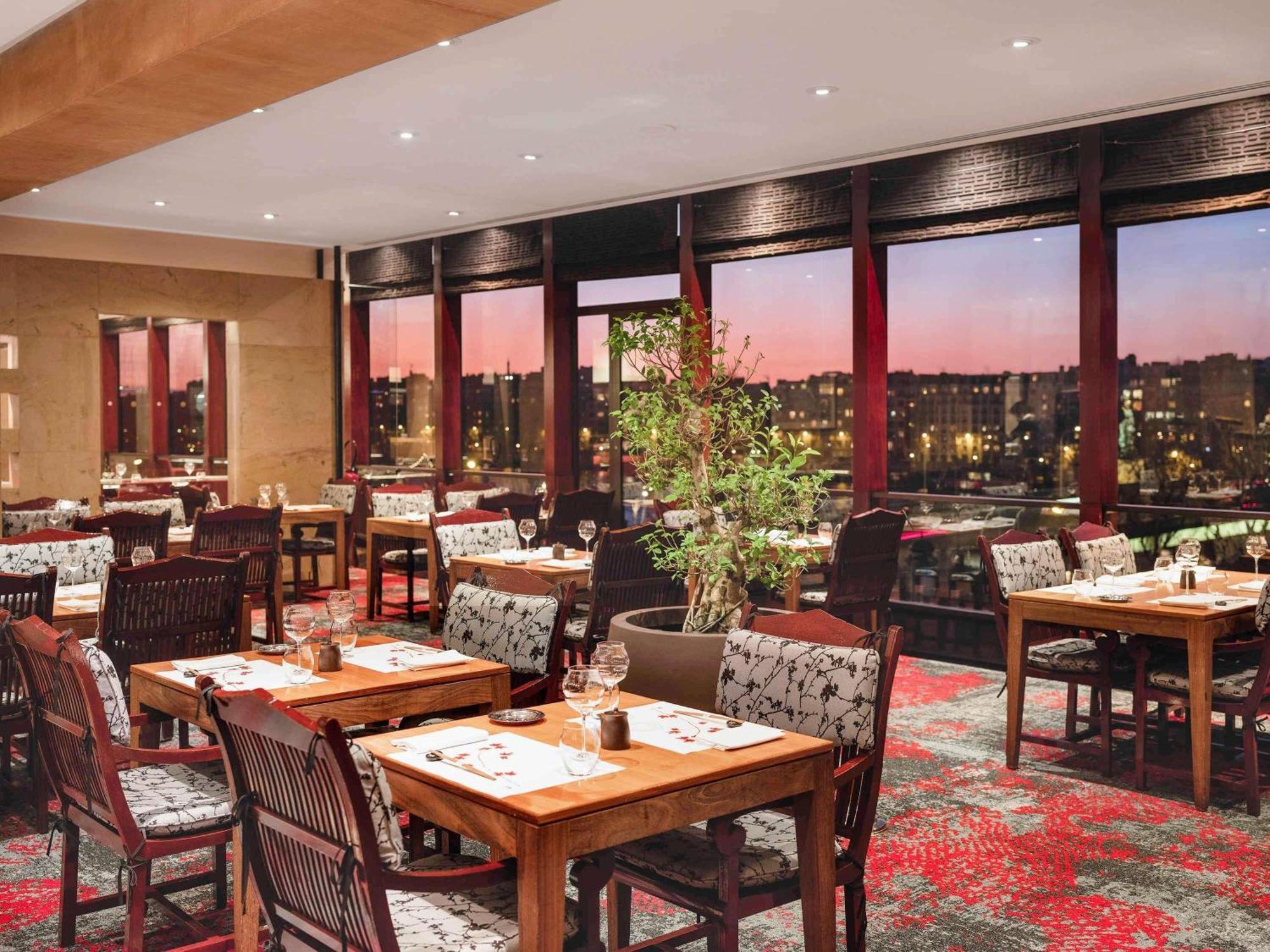 Hotel Novotel Centre Tour Eiffel Paris