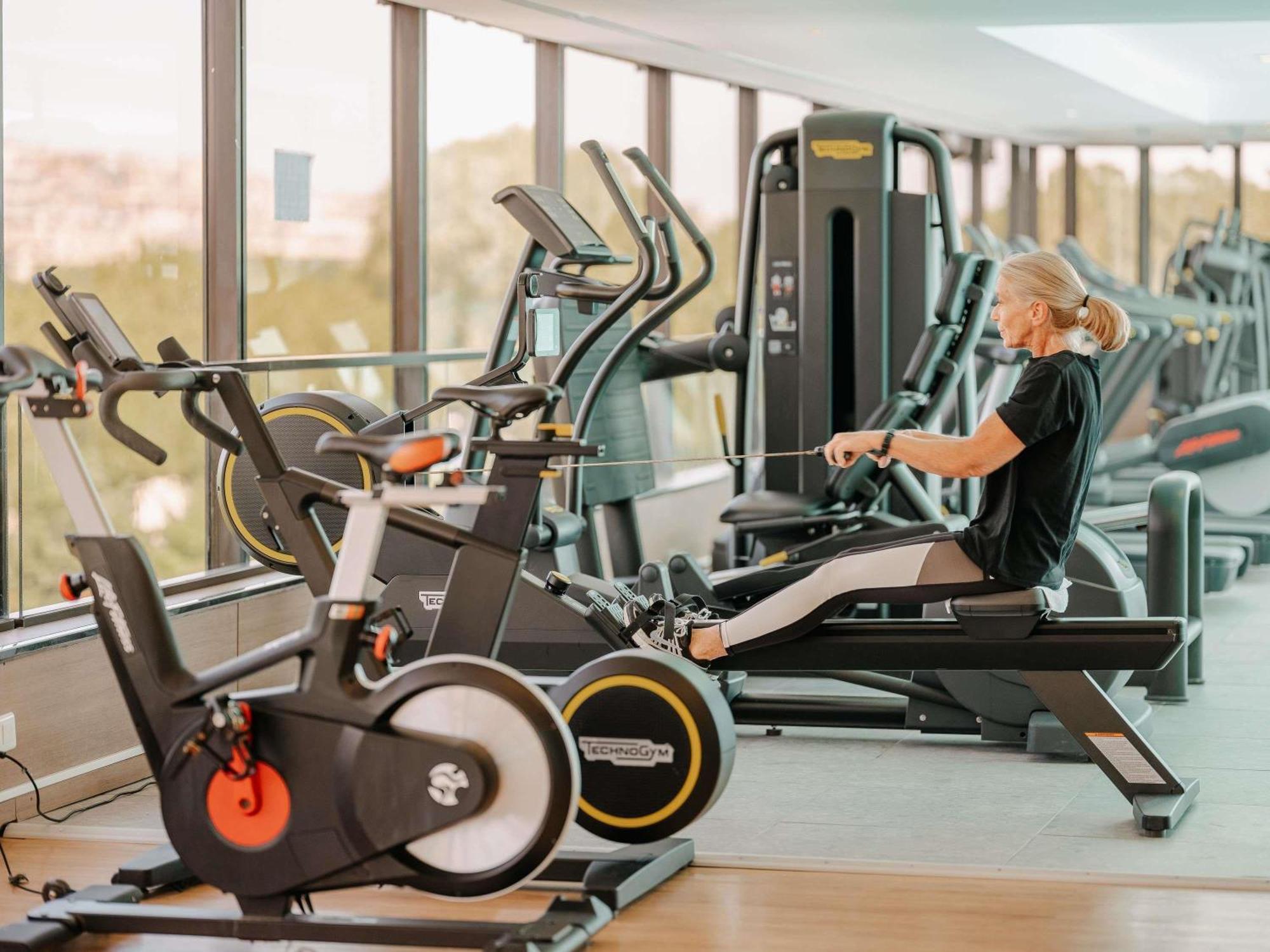 Novotel Centre Tour Eiffel 4*