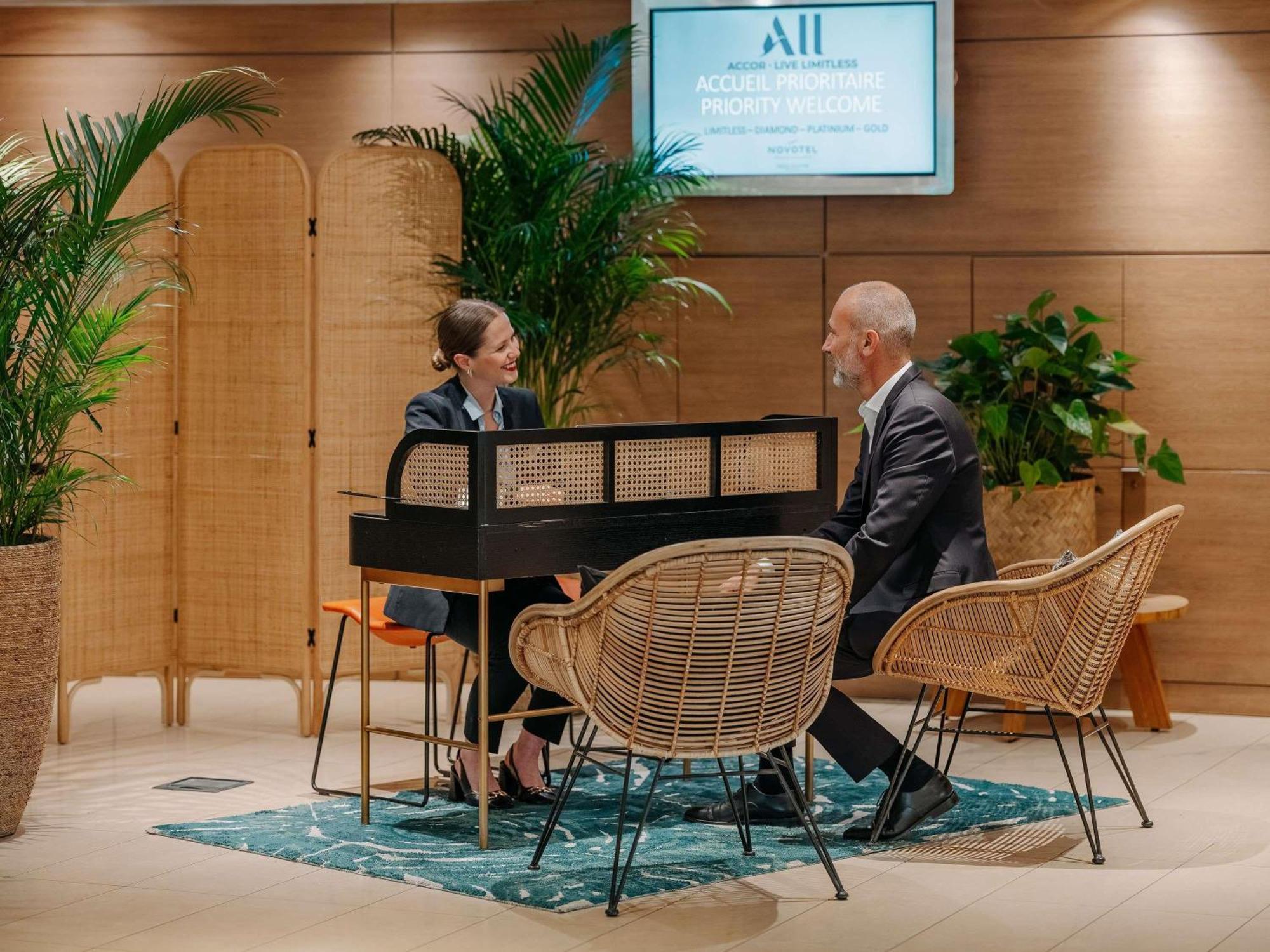 Novotel Centre Tour Eiffel 4*