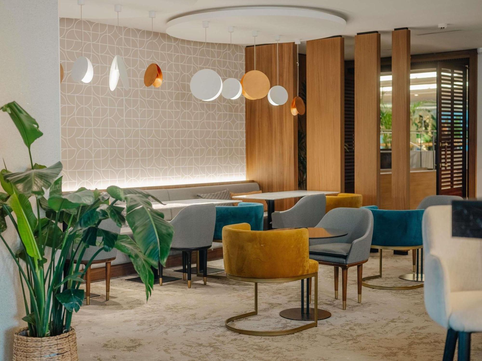 Novotel Centre Tour Eiffel Hotel