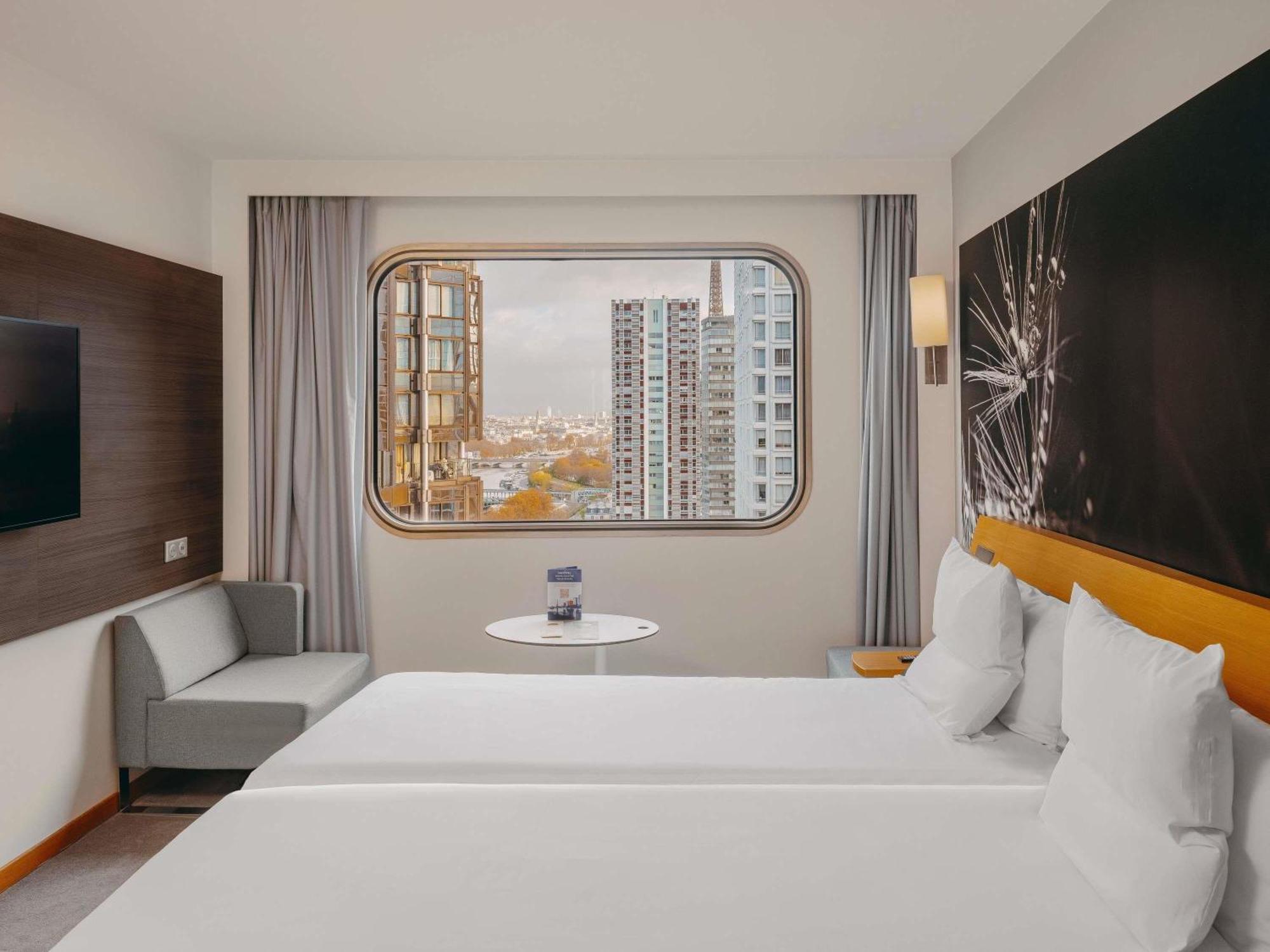 Hotel Novotel Centre Tour Eiffel Paris