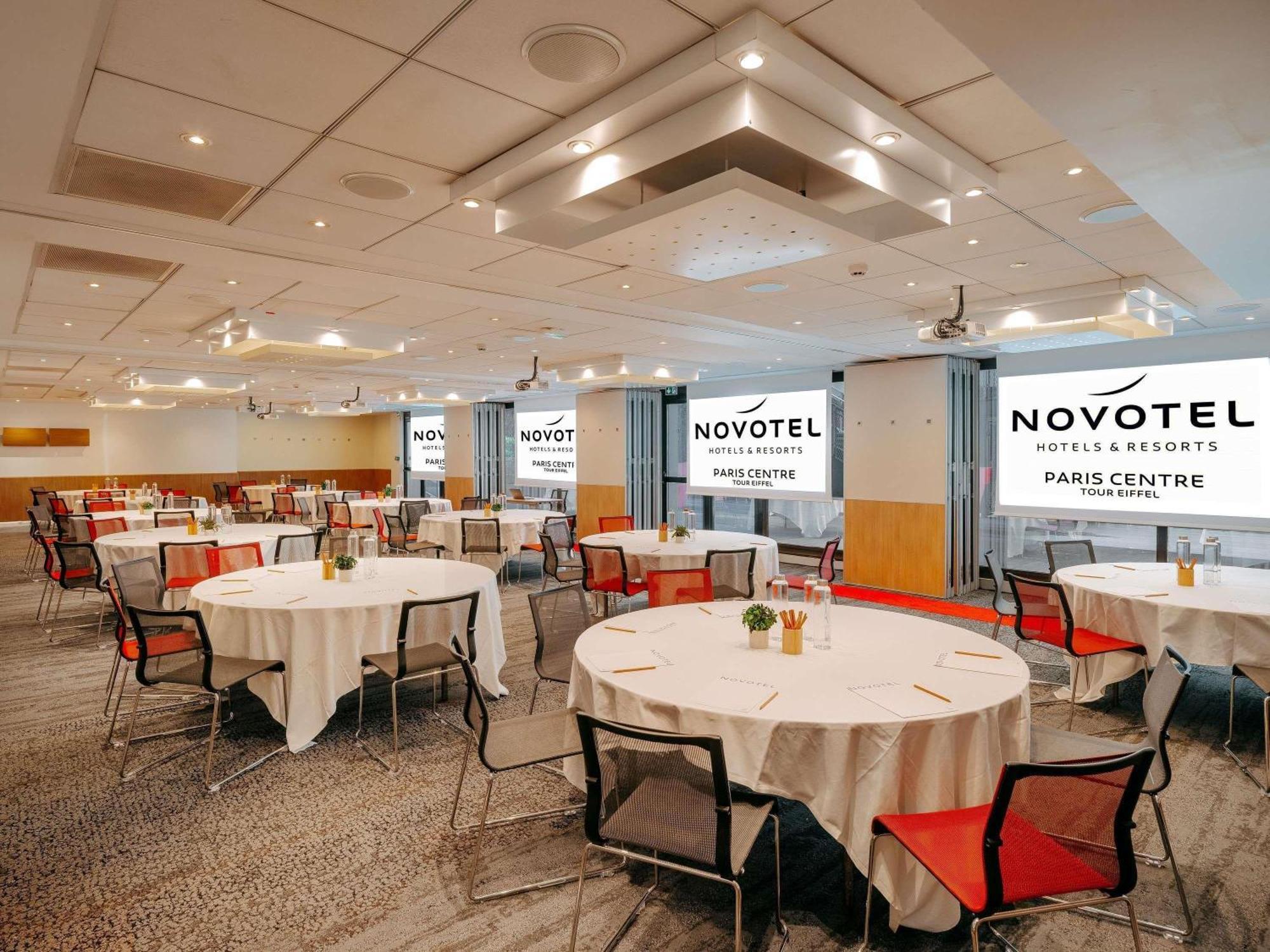 Hotel Novotel Centre Tour Eiffel 4*